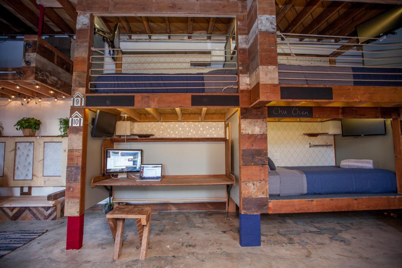 Podshare East Hollywood Hostel Los Angeles Bagian luar foto