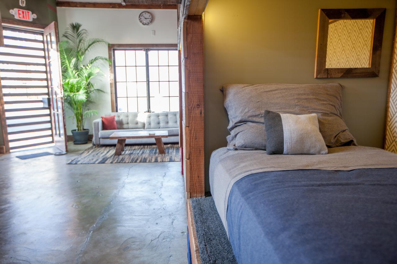 Podshare East Hollywood Hostel Los Angeles Bagian luar foto