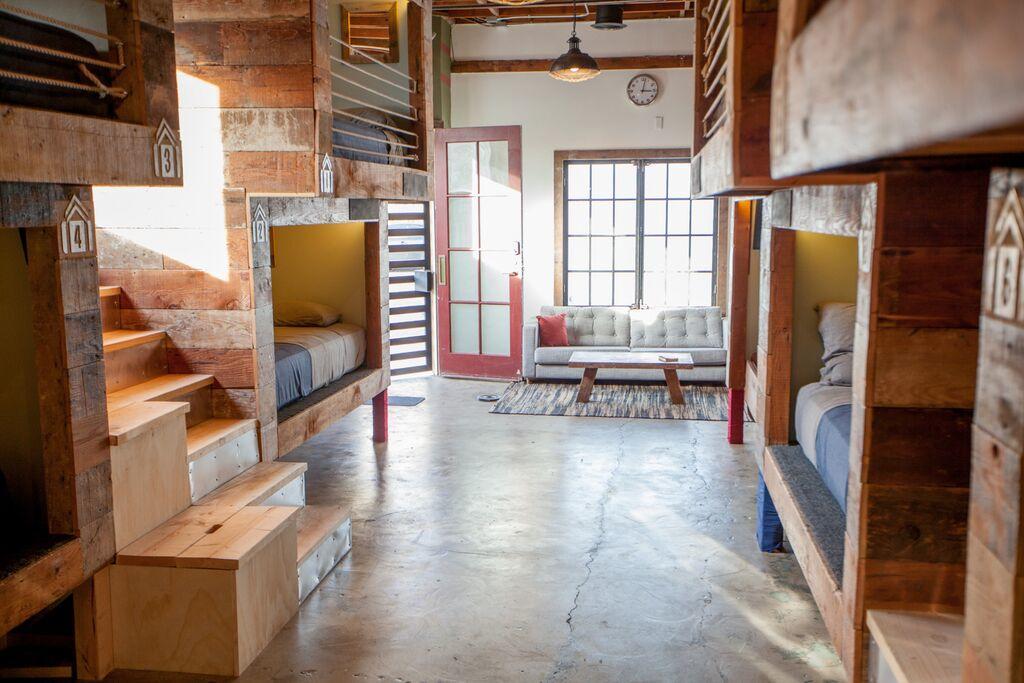 Podshare East Hollywood Hostel Los Angeles Bagian luar foto